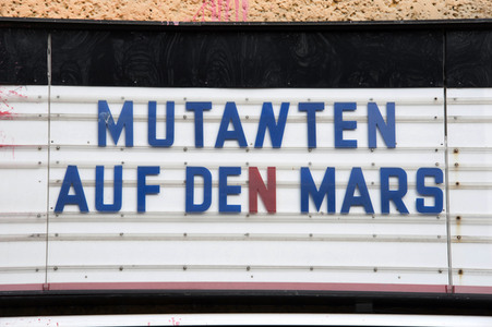 Kinowerbung 'Mutanten auf den Mars' in Berlin