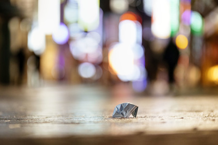 Symbolfoto Maskenmüll
