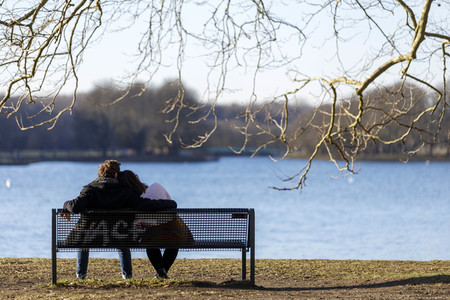 Symbolfoto Spazierengehen