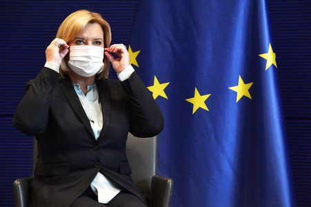 Übergabe des Jahresberichts der Wehrbeauftragten in Berlin