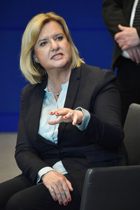 Übergabe des Jahresberichts der Wehrbeauftragten in Berlin