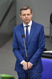 211. Sitzung des Deutschen Bundestages in Berlin