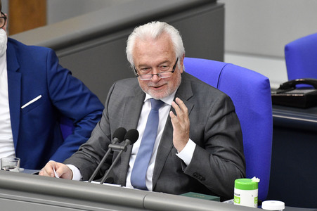 211. Sitzung des Deutschen Bundestages in Berlin