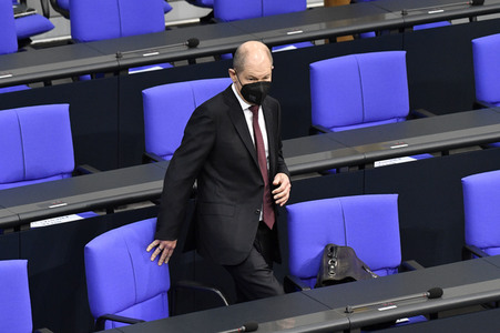 212. Sitzung des Deutschen Bundestages in Berlin