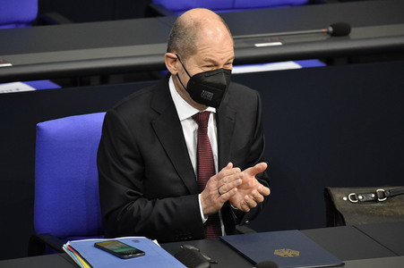 212. Sitzung des Deutschen Bundestages in Berlin