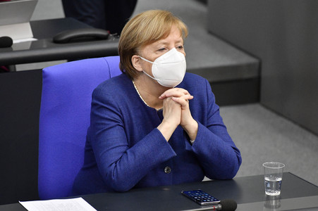 212. Sitzung des Deutschen Bundestages in Berlin