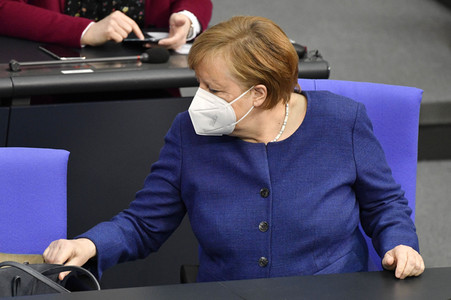 212. Sitzung des Deutschen Bundestages in Berlin