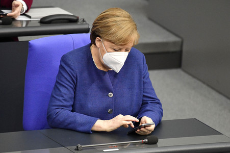 212. Sitzung des Deutschen Bundestages in Berlin