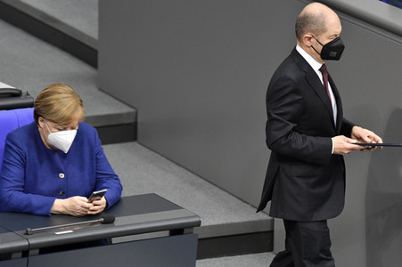 212. Sitzung des Deutschen Bundestages in Berlin