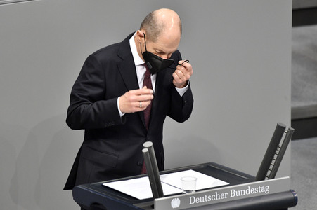 212. Sitzung des Deutschen Bundestages in Berlin