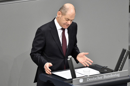 212. Sitzung des Deutschen Bundestages in Berlin