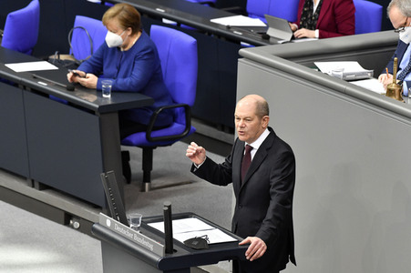 212. Sitzung des Deutschen Bundestages in Berlin