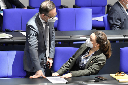 212. Sitzung des Deutschen Bundestages in Berlin