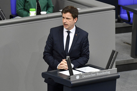 212. Sitzung des Deutschen Bundestages in Berlin