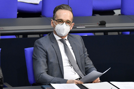 212. Sitzung des Deutschen Bundestages in Berlin