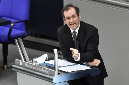 212. Sitzung des Deutschen Bundestages in Berlin