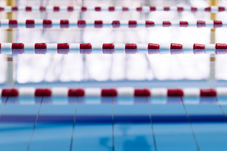 Symbolfoto Schwimmbad