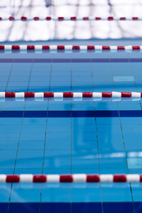 Symbolfoto Schwimmbad