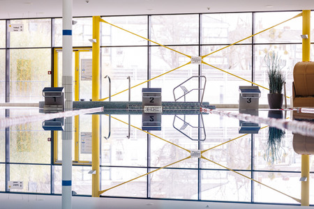 Symbolfoto Schwimmbad