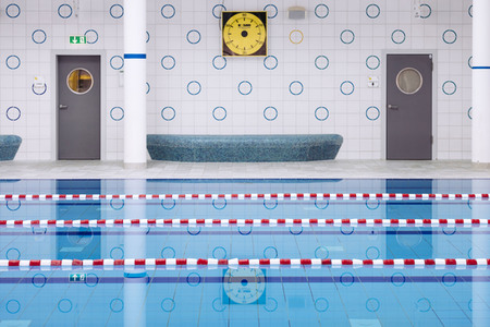 Symbolfoto Schwimmbad