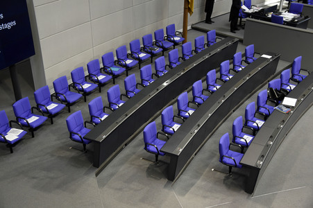 212. Sitzung des Deutschen Bundestages in Berlin