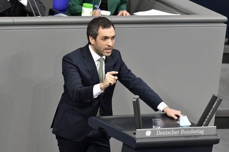 212. Sitzung des Deutschen Bundestages in Berlin
