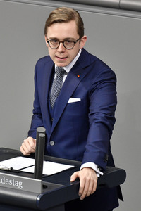 213. Sitzung des Deutschen Bundestages in Berlin