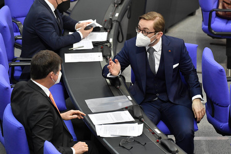 213. Sitzung des Deutschen Bundestages in Berlin