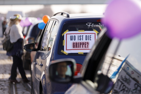 Autokorso gegen Corona-Maßnahmen in Köln