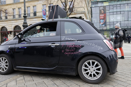 Multikultureller Frauenmarsch in Berlin