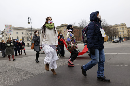 Multikultureller Frauenmarsch in Berlin