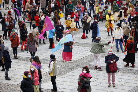 Multikultureller Frauenmarsch in Berlin