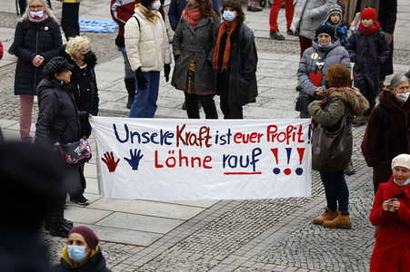 Multikultureller Frauenmarsch in Berlin