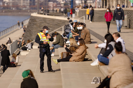 Symbolfoto Ordnungsamt-Kontrolle