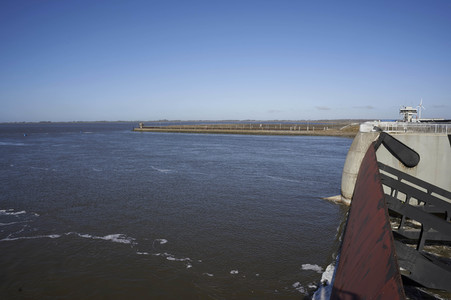 Das Eider-Sperrwerk in Wesselburenerkoog