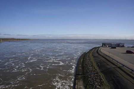 Das Eider-Sperrwerk in Wesselburenerkoog