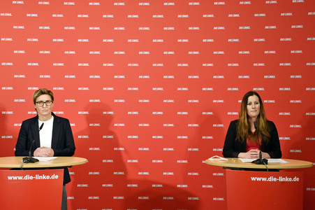 Pressekonferenz mit den neuen Vorsitzenden der Partei Die Linke in Berlin