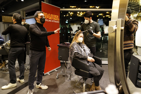 Friseurbesuch in Berlin