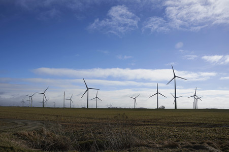 Symbolfoto Windkraftanlagen