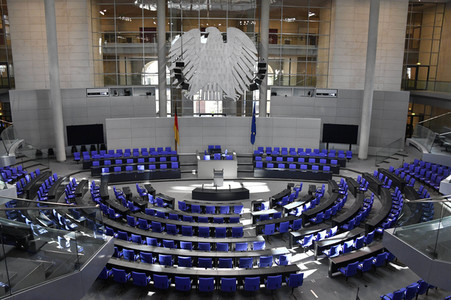 214. Sitzung des Deutschen Bundestages in Berlin