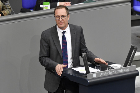214. Sitzung des Deutschen Bundestages in Berlin