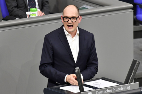 214. Sitzung des Deutschen Bundestages in Berlin