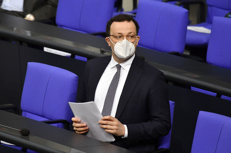 215. Sitzung des Deutschen Bundestages in Berlin