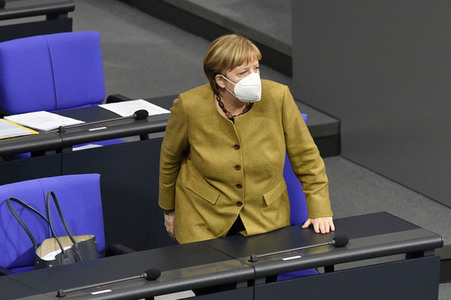 215. Sitzung des Deutschen Bundestages in Berlin