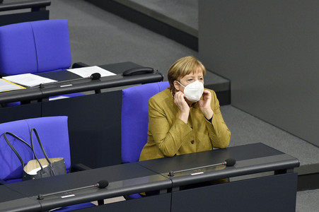 215. Sitzung des Deutschen Bundestages in Berlin