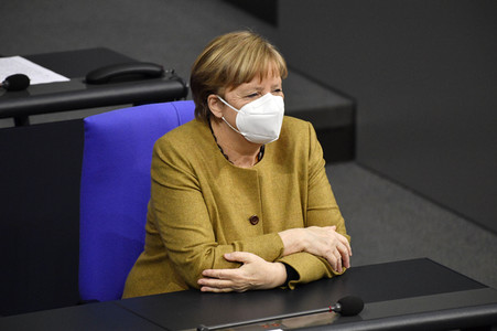 215. Sitzung des Deutschen Bundestages in Berlin