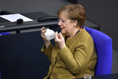 215. Sitzung des Deutschen Bundestages in Berlin