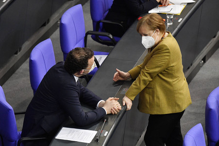 215. Sitzung des Deutschen Bundestages in Berlin