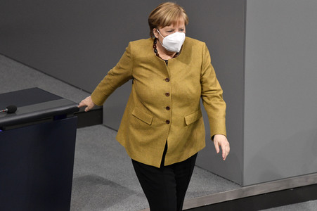 215. Sitzung des Deutschen Bundestages in Berlin