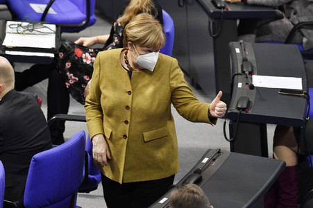 215. Sitzung des Deutschen Bundestages in Berlin